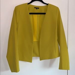 Yellow cropped Blazer